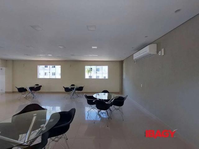 Apartamento para Locação em Palhoça/SC Bela Vista 2 Quartos