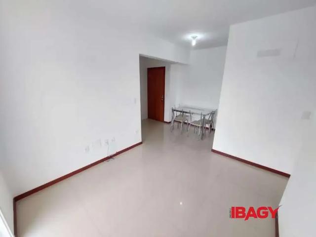 Apartamento para Locação em Palhoça/SC Centro 2 Quartos