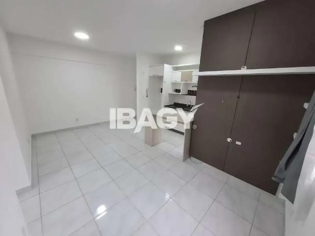 Apartamento para Locação em Palhoça/SC Aririu 2 Quartos