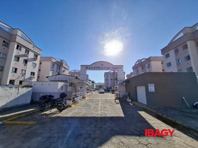 Apartamento para Locação em Palhoça/SC Aririu 3 Quartos