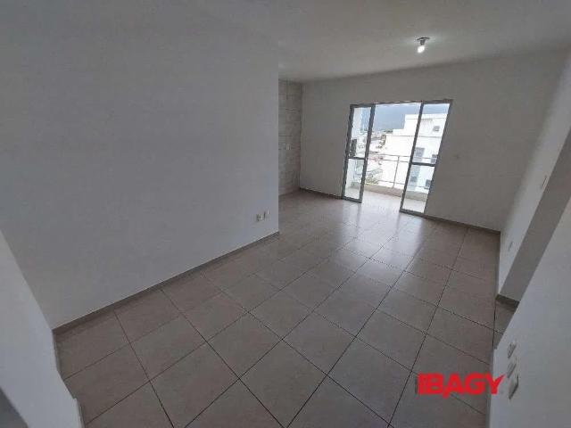 Apartamento para Locação em Palhoça/SC Aririu 2 Quartos