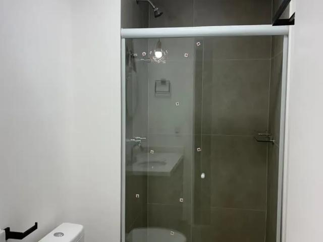 Apartamento para locação em Parque São Domingos com 3 quartos, sendo 1 suíte, 100m²