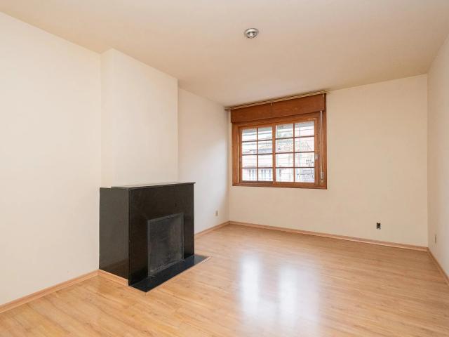Apartamento para Locação em Pelotas/RS Centro 3 Quartos