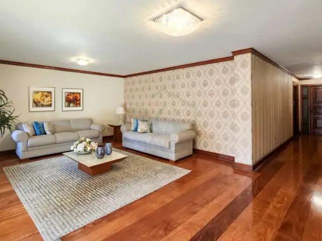 Apartamento para Locação em Poços de Caldas/MG Centro 4 Quartos