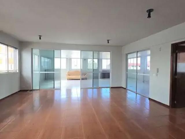 Apartamento para Locação em Ponta Grossa/PR Centro 4 Quartos