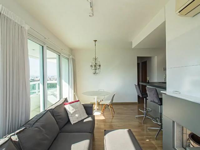 Apartamento para Locação em Porto Alegre/RS Três Figueiras 2 Quartos
