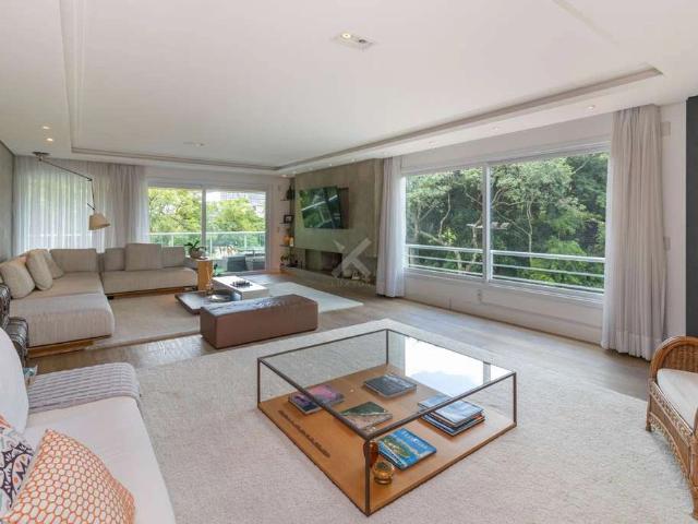 Apartamento para Locação em Porto Alegre/RS Três Figueiras 3 Quartos