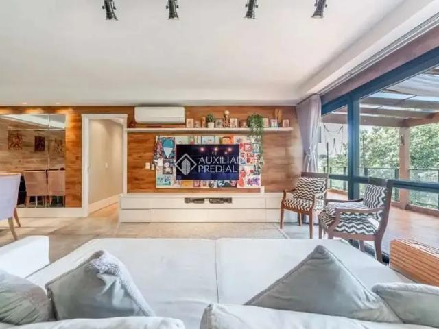 Apartamento para Locação em Porto Alegre/RS Vila Jardim 3 Quartos