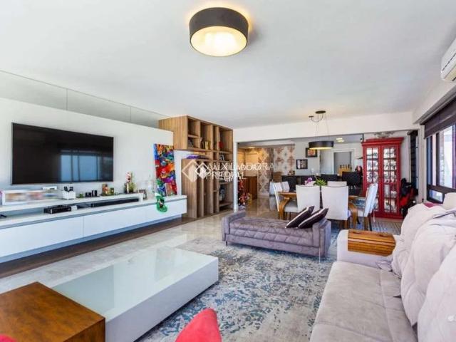 Apartamento para Locação em Porto Alegre/RS Vila Jardim 3 Quartos