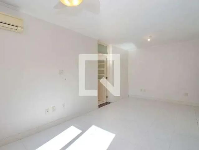 Apartamento para Locação em Porto Alegre/RS Bela Vista 2 Quartos