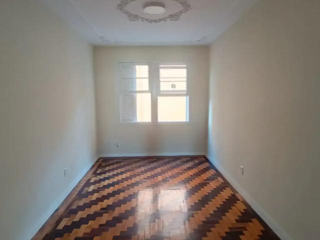 Apartamento para Locação em Porto Alegre/RS Bom Fim 2 Quartos