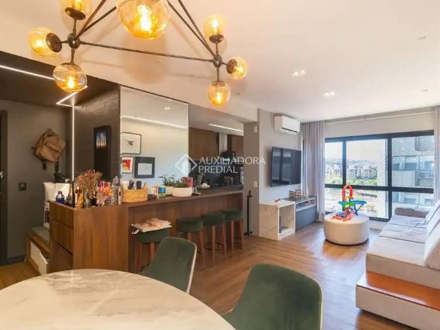 Apartamento para Locação em Porto Alegre/RS Cristal 3 Quartos