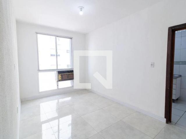 Apartamento para Locação em Porto Alegre/RS Glória 2 Quartos
