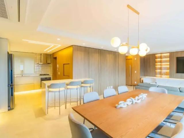 Apartamento para Locação em Porto Alegre/RS Jardim Europa 3 Quartos