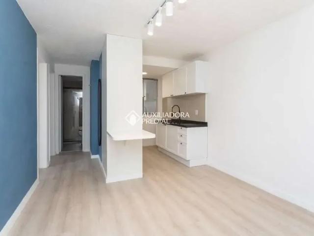 Apartamento para Locação em Porto Alegre/RS Jardim Leopoldina 2 Quartos