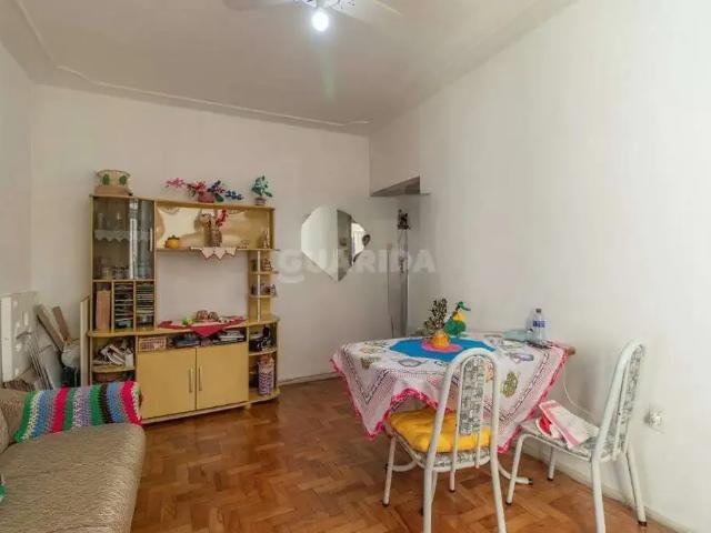 Apartamento para Locação em Porto Alegre/RS Menino Deus 2 Quartos