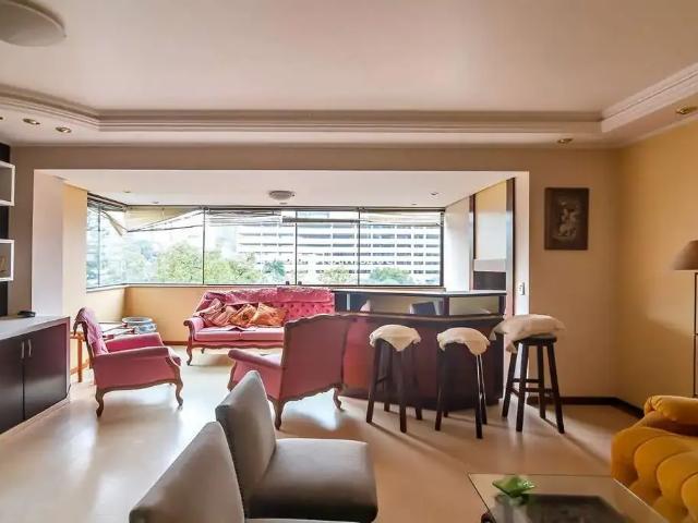 Apartamento para Locação em Porto Alegre/RS Moinhos de Vento 3 Quartos