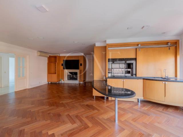 Apartamento para Locação em Porto Alegre/RS Moinhos de Vento 4 Quartos