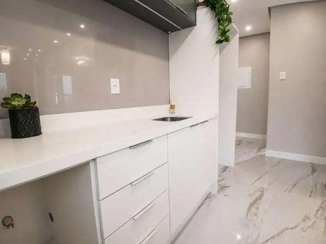 Apartamento para Locação em Porto Alegre/RS Passo da Areia 1 Quartos