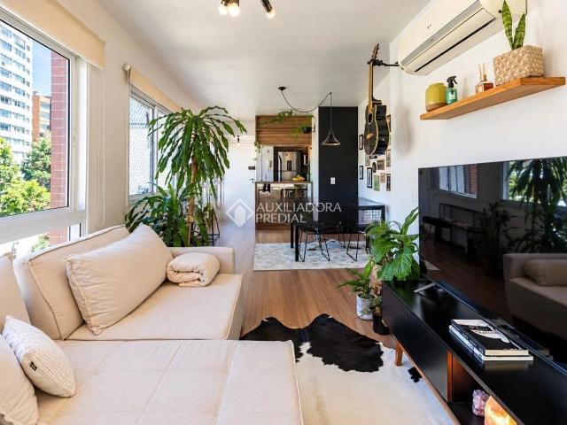 Apartamento para Locação em Porto Alegre/RS Rio Branco 2 Quartos