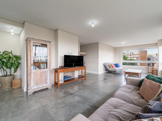Apartamento para Locação em Porto Alegre/RS Rio Branco 4 Quartos
