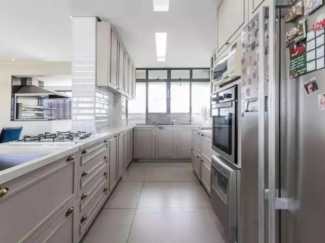 Apartamento para Locação em Porto Alegre/RS Santana 3 Quartos