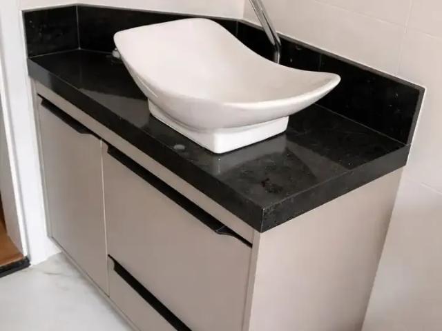 Apartamento para Locação em Pouso Alegre/MG Centro 3 Quartos