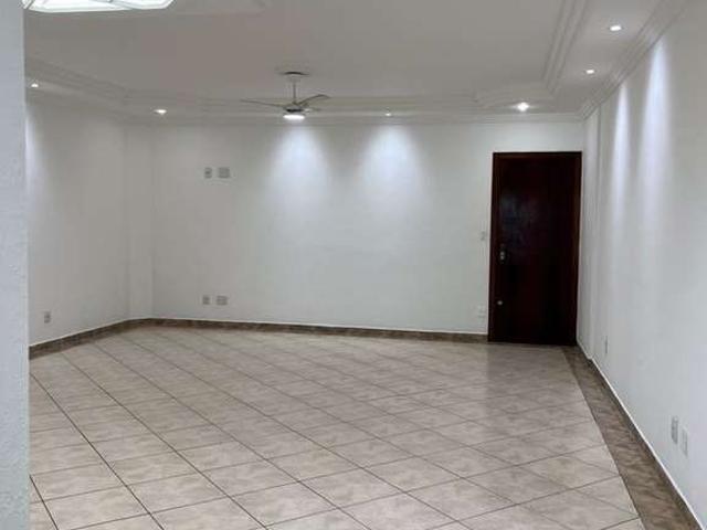 Apartamento para Locação em Praia Grande/SP Aviação 3 Quartos