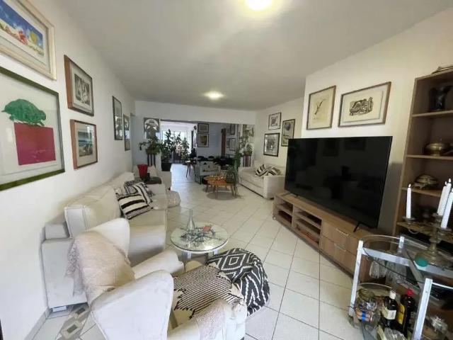 Apartamento para Locação em Praia Grande/SP Balneário Flórida 4 Quartos