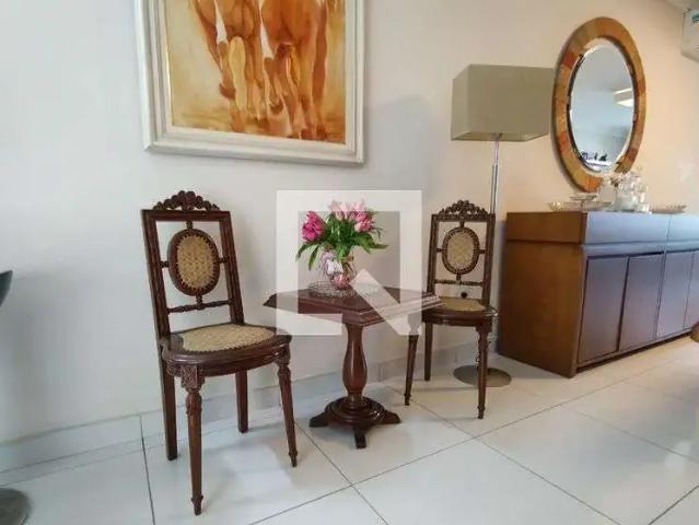 Apartamento para Locação em Praia Grande/SP Boqueirão 3 Quartos