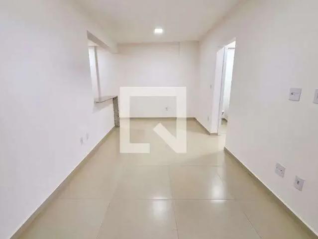 Apartamento para Locação em Praia Grande/SP Canto do Forte 2 Quartos