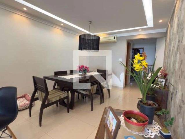 Apartamento para Locação em Praia Grande/SP Canto do Forte 3 Quartos