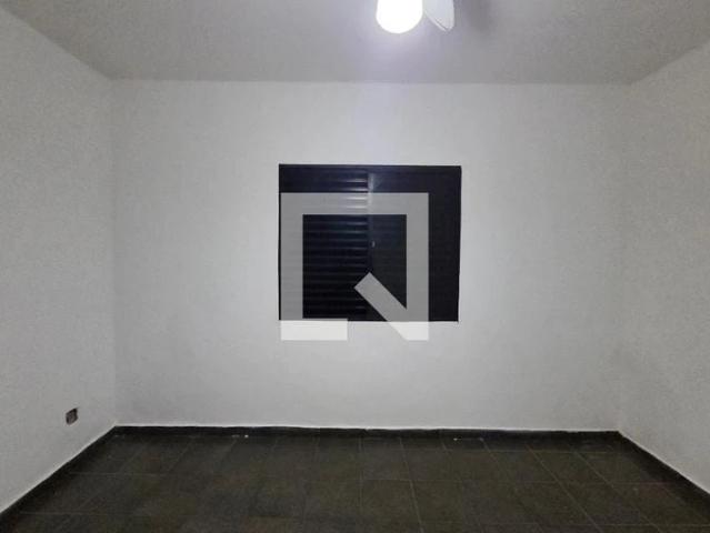 Apartamento para Locação em Praia Grande/SP Guilhermina 2 Quartos