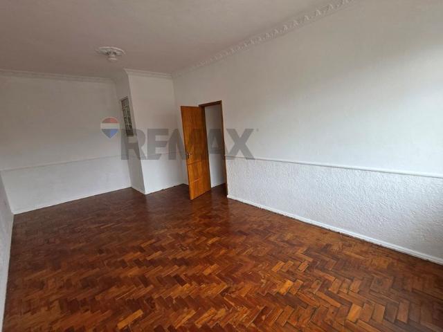 Apartamento para locação em Ramos, na Rua Araguari, ideal para quem busca praticidade, conforto e uma localização conveniente para o dia a dia