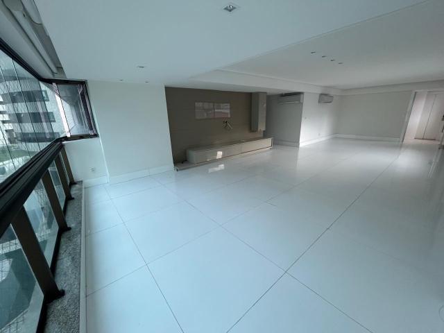 Apartamento para Locação em Recife/PE Boa Viagem 3 Quartos