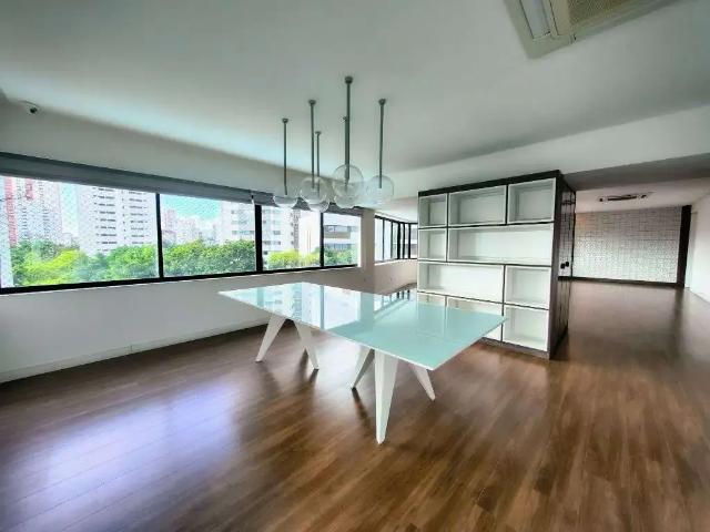 Apartamento para Locação em Recife/PE Casa Forte 4 Quartos