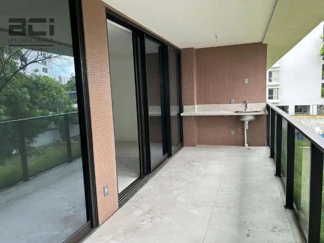 Apartamento para Locação em Recife/PE Parnamirim 4 Quartos