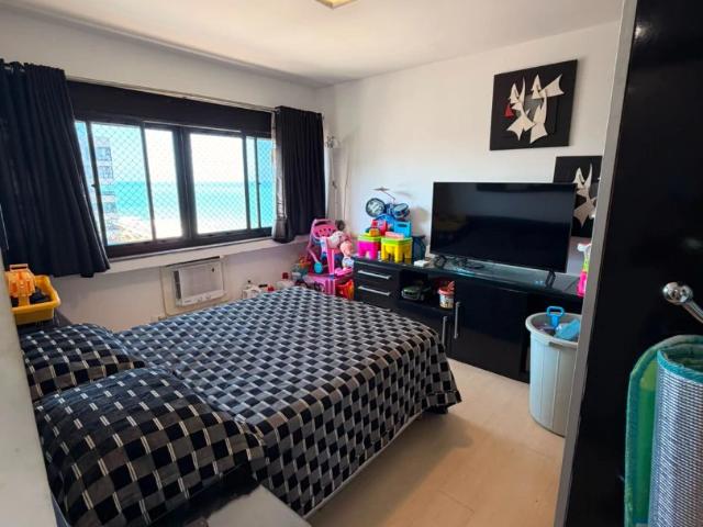 Apartamento para Locação em Recife/PE Pina 4 Quartos