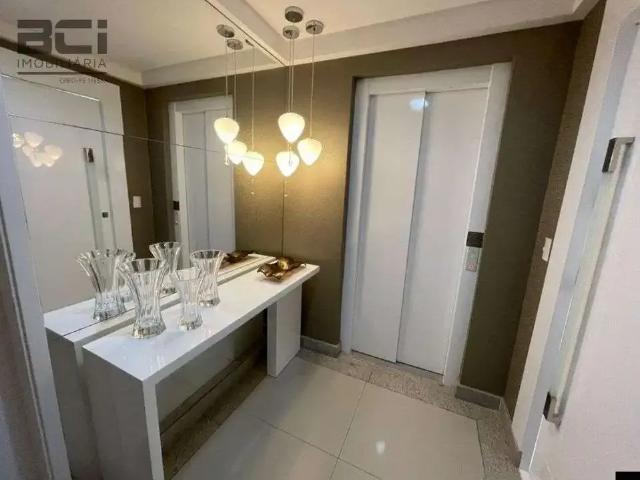 Apartamento para Locação em Recife/PE Pina 4 Quartos