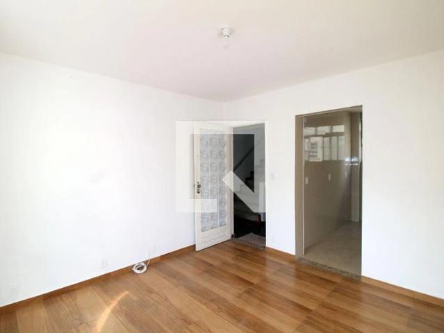 Apartamento para Locação em Rio de Janeiro/RJ Olaria 2 Quartos