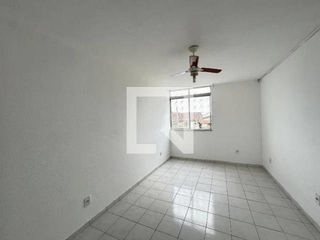 Apartamento para Locação em Rio de Janeiro/RJ Oswaldo Cruz 2 Quartos