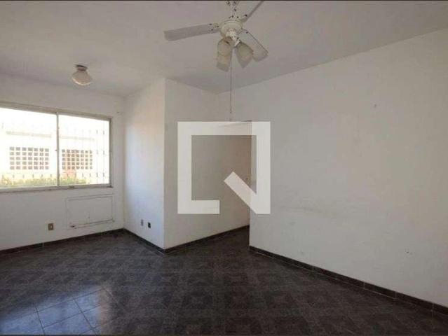 Apartamento para Locação em Rio de Janeiro/RJ Oswaldo Cruz 2 Quartos