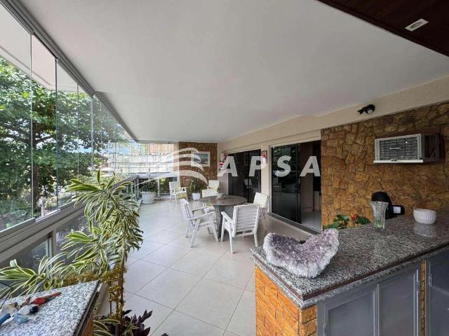 Apartamento para Locação em Rio de Janeiro/RJ Barra da Tijuca 3 Quartos