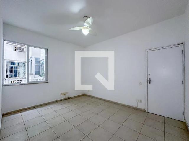 Apartamento para Locação em Rio de Janeiro/RJ Catete 1 Quartos