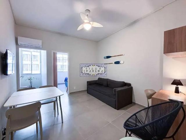 Apartamento para Locação em Rio de Janeiro/RJ Copacabana 1 Quartos