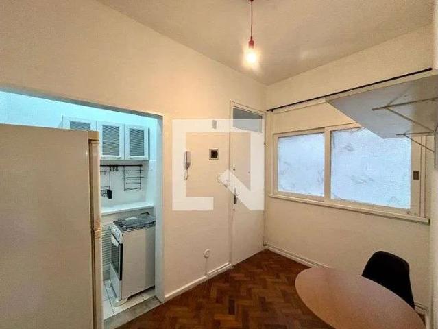 Apartamento para Locação em Rio de Janeiro/RJ Copacabana 1 Quartos