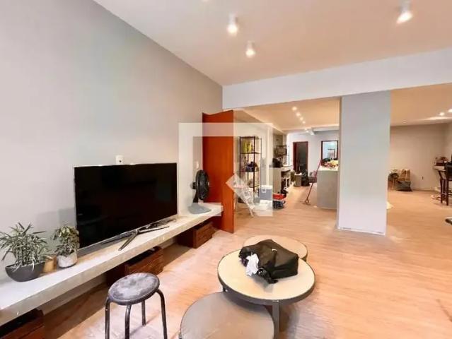 Apartamento para Locação em Rio de Janeiro/RJ Copacabana 2 Quartos