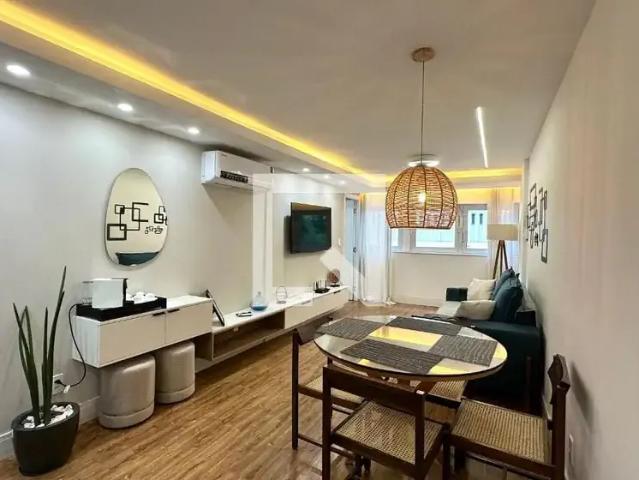 Apartamento para Locação em Rio de Janeiro/RJ Copacabana 2 Quartos