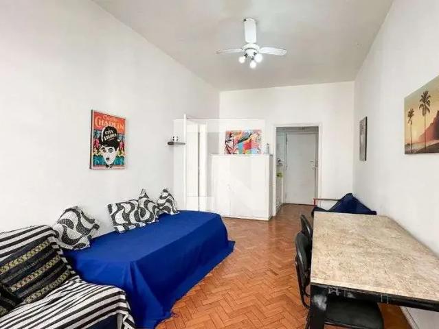 Apartamento para Locação em Rio de Janeiro/RJ Copacabana 4 Quartos