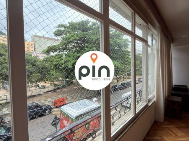 Apartamento para Locação em Rio de Janeiro/RJ Copacabana 4 Quartos